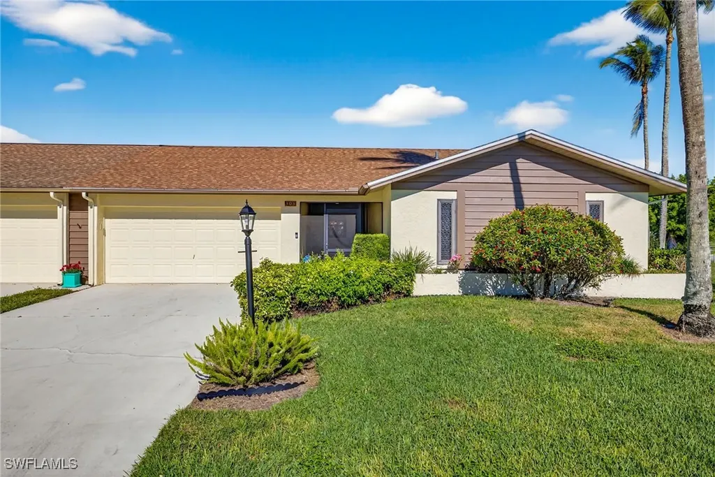 303 Reynolds Court Naples FL 34112