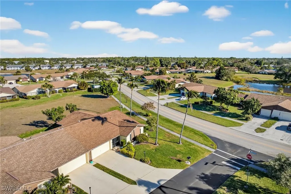 303 Reynolds Court Naples FL 34112
