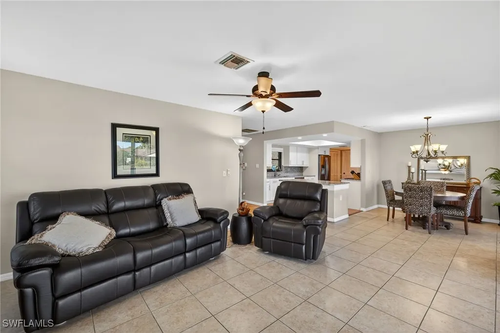 303 Reynolds Court Naples FL 34112