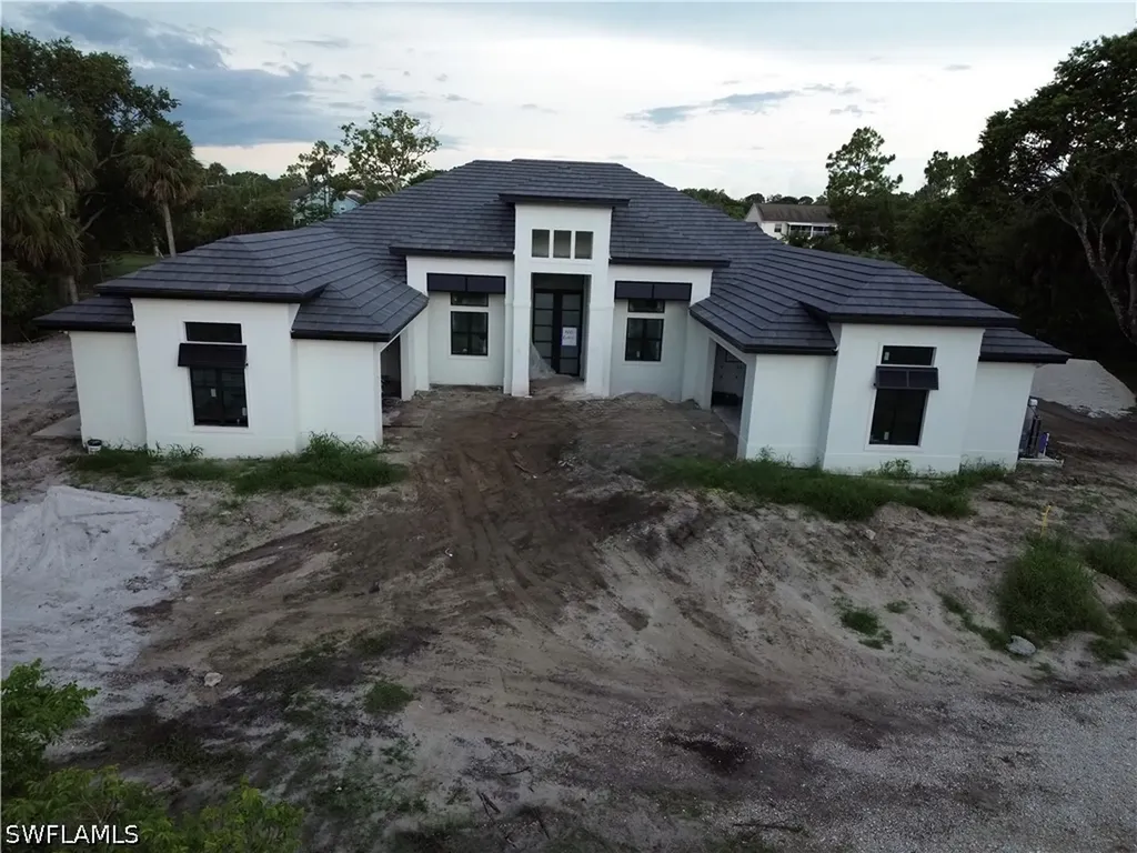 3241 German Woods Court Naples FL 34116