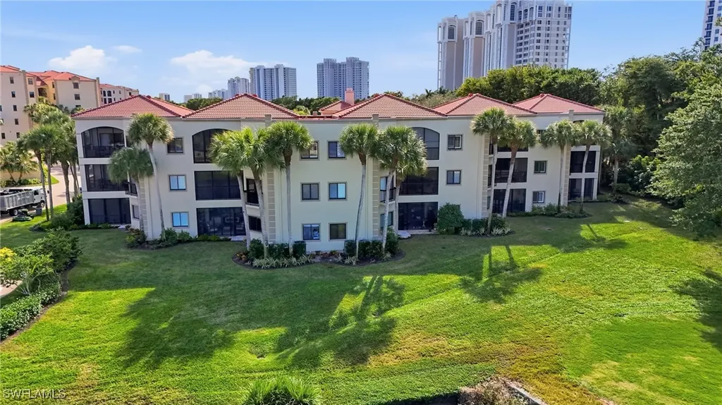 7048 Pelican Bay Boulevard Naples FL 34108