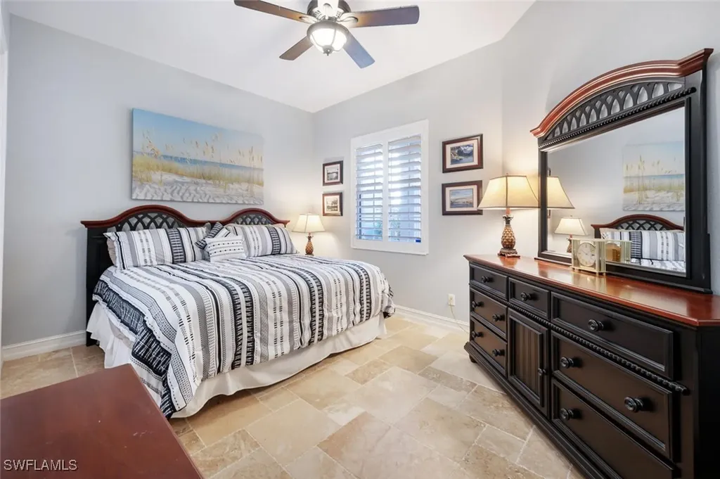 4965 Westchester Court Naples FL 34105