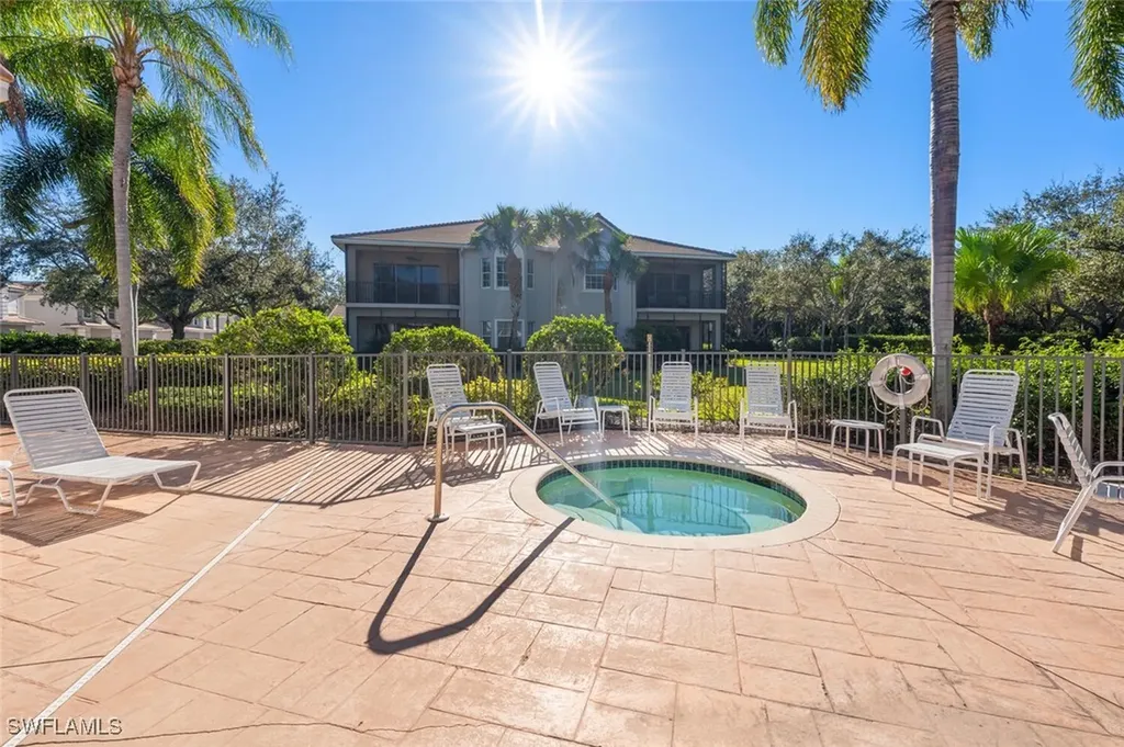 4965 Westchester Court Naples FL 34105