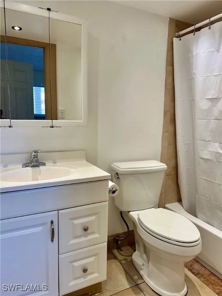 190 Turtle Lake Court Naples FL 34105