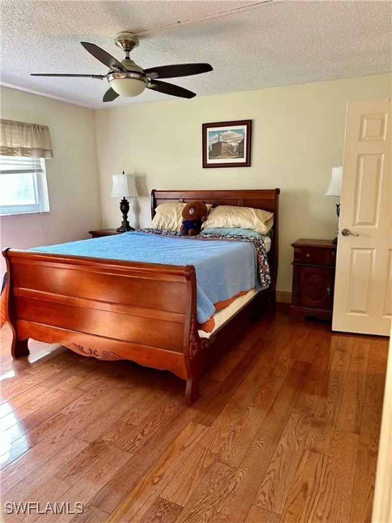 190 Turtle Lake Court Naples FL 34105