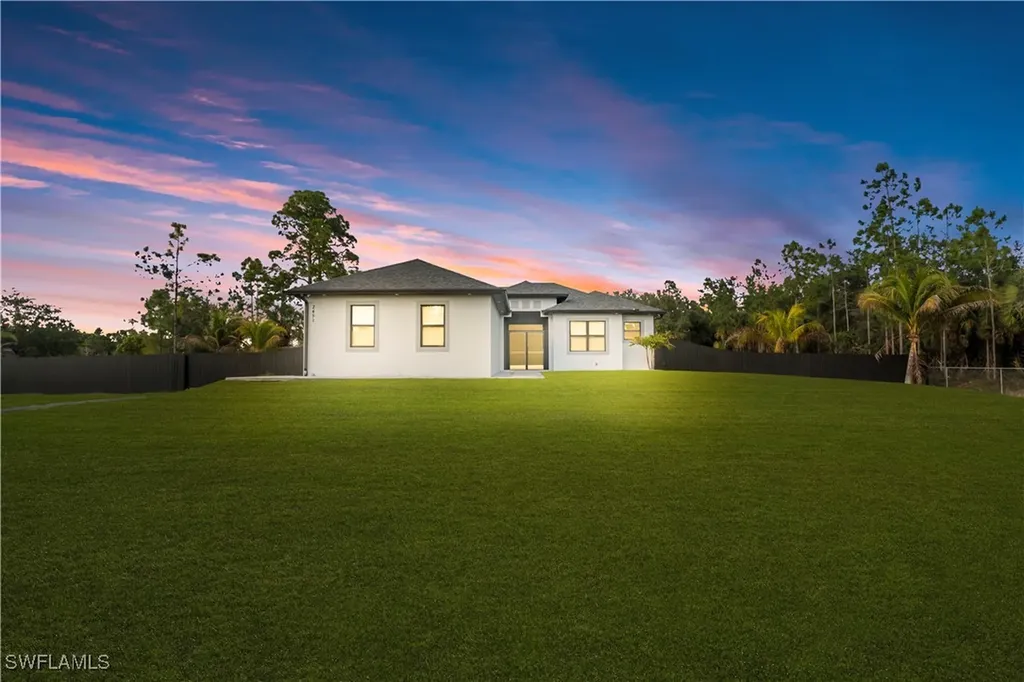 2451 10th Avenue SE Naples FL 34117