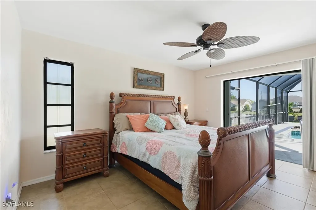 3815 SW 5th Place Cape Coral FL 33914