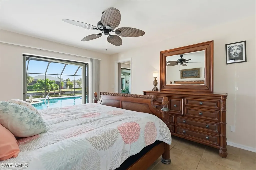 3815 SW 5th Place Cape Coral FL 33914