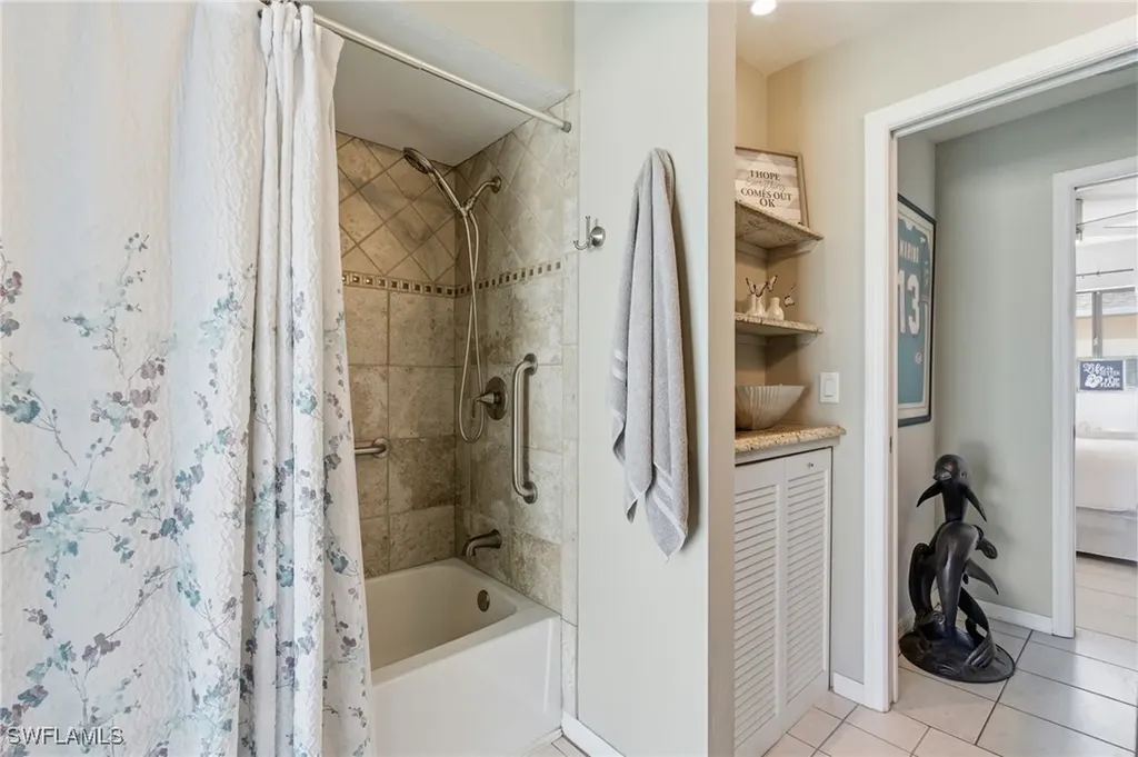 3815 SW 5th Place Cape Coral FL 33914