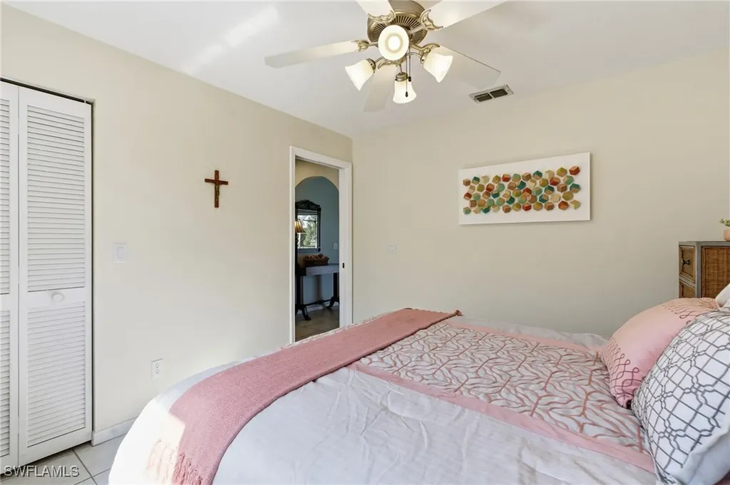 3815 SW 5th Place Cape Coral FL 33914