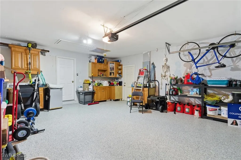3815 SW 5th Place Cape Coral FL 33914