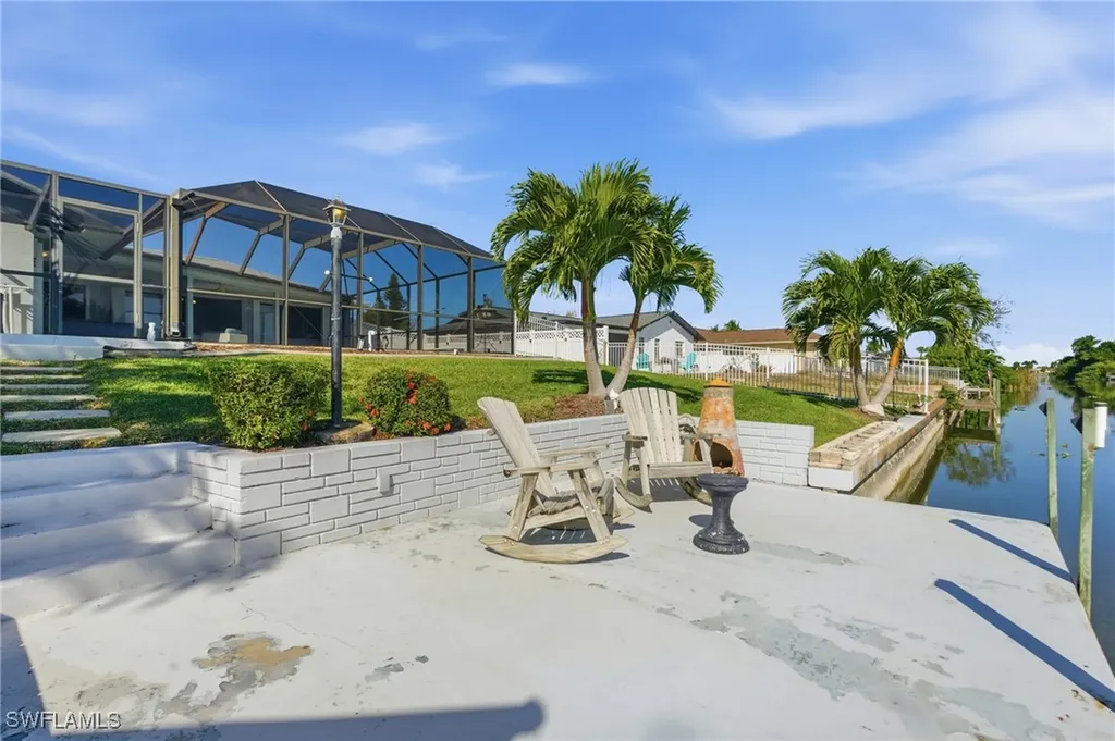 3815 SW 5th Place Cape Coral FL 33914