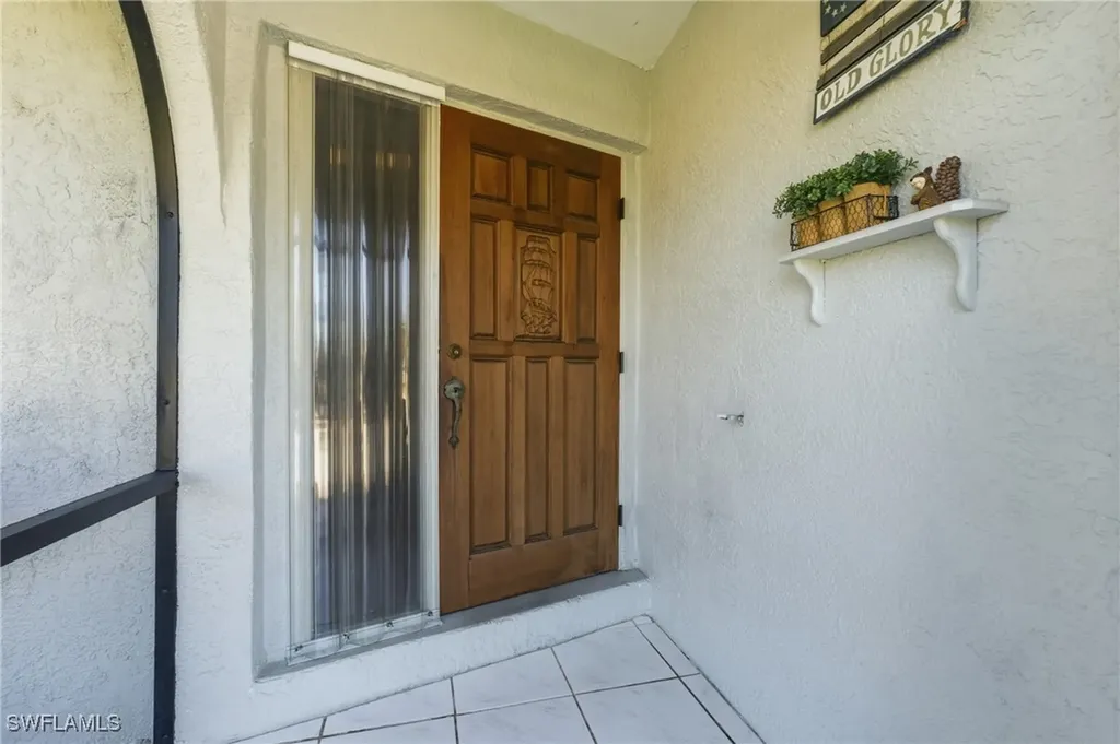 3815 SW 5th Place Cape Coral FL 33914
