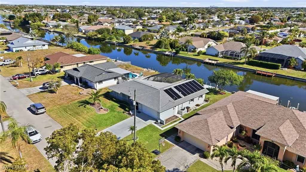3815 SW 5th Place Cape Coral FL 33914