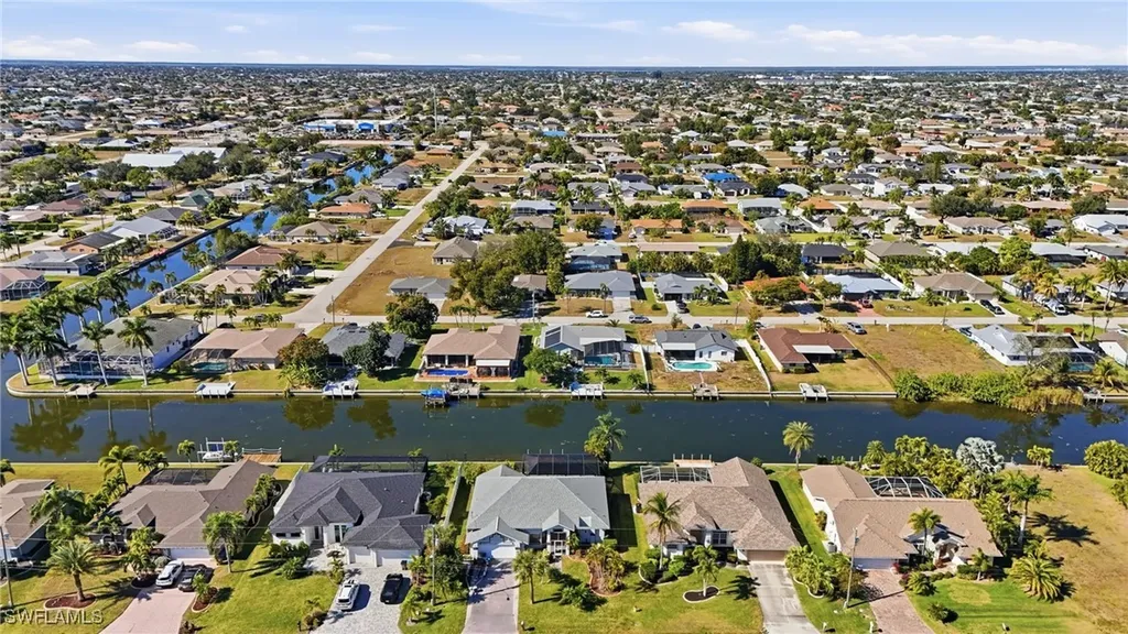 3815 SW 5th Place Cape Coral FL 33914