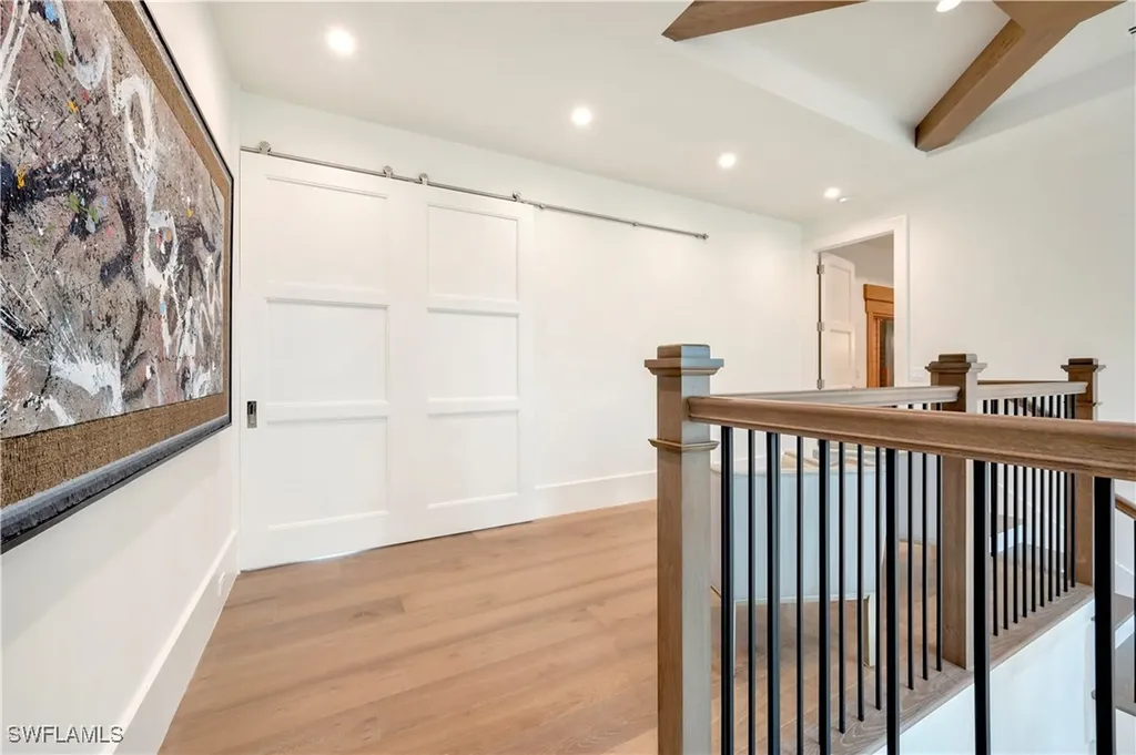 330 Broad Avenue N Naples FL 34102