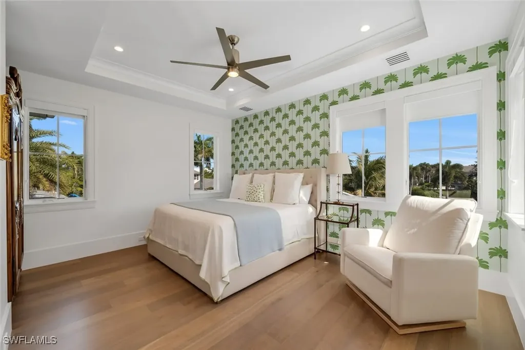 330 Broad Avenue N Naples FL 34102