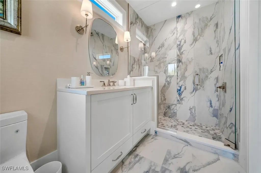 330 Broad Avenue N Naples FL 34102