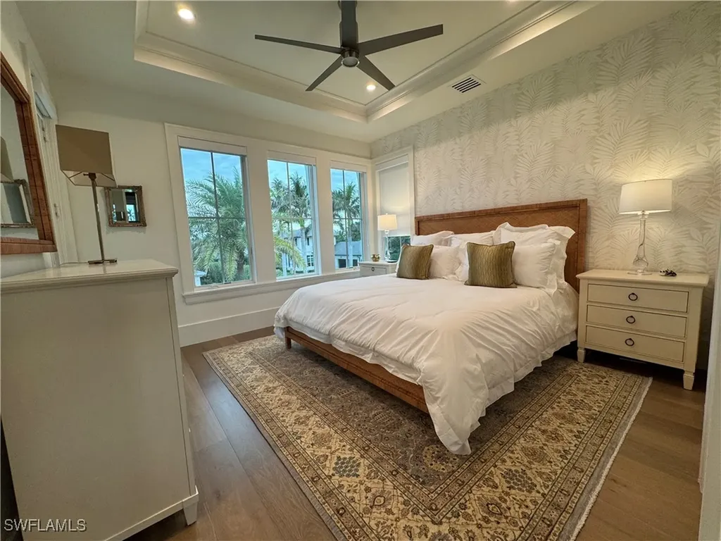 330 Broad Avenue N Naples FL 34102