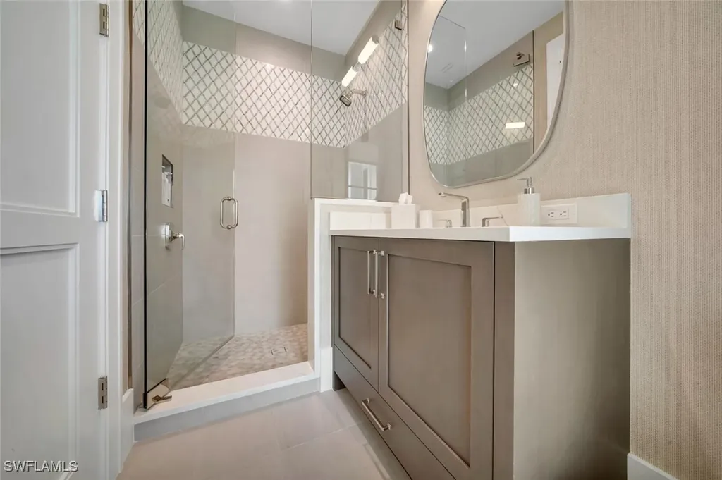 330 Broad Avenue N Naples FL 34102