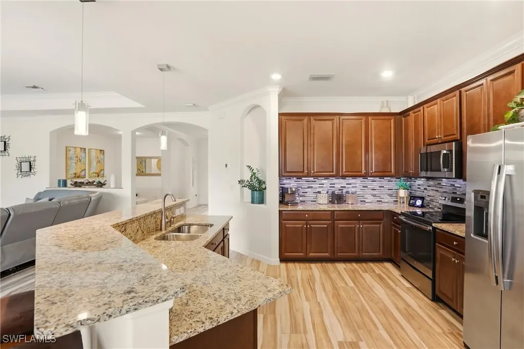 3124 Sedano Court Fort Myers FL 33905