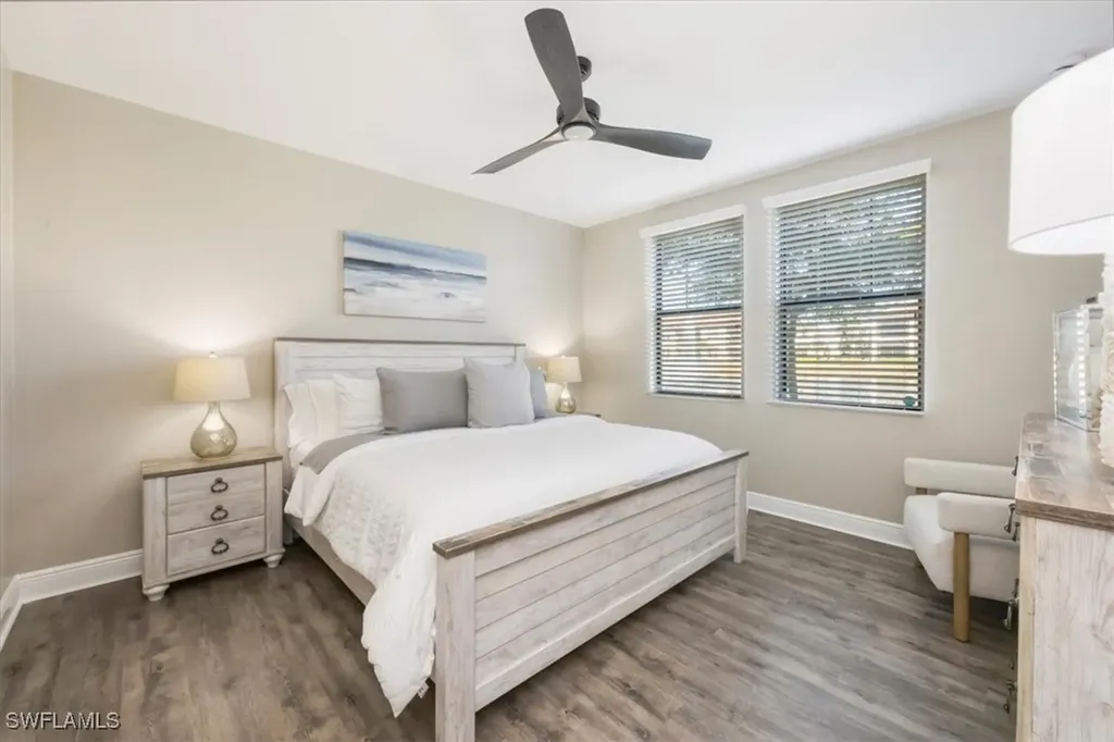 15114 Palmer Lake Circle Naples FL 34109