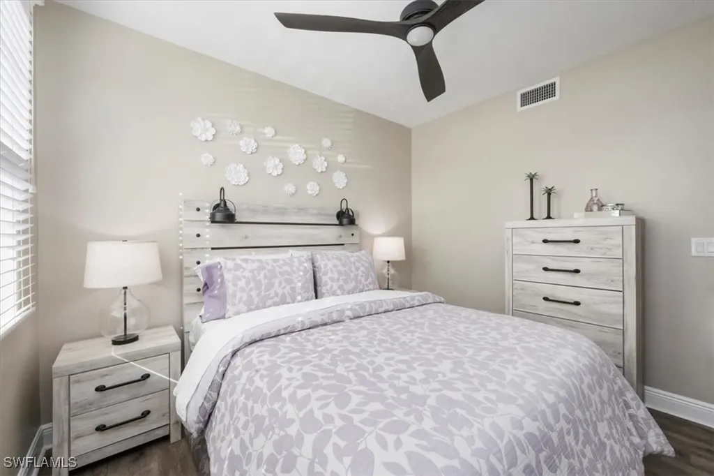 15114 Palmer Lake Circle Naples FL 34109