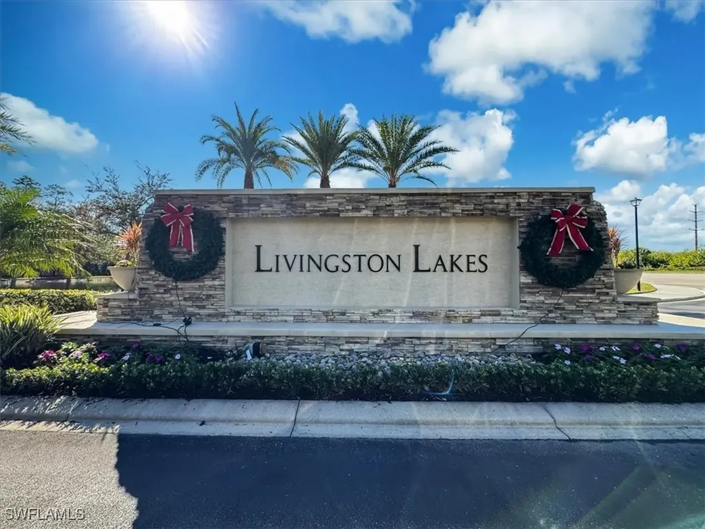 15114 Palmer Lake Circle Naples FL 34109