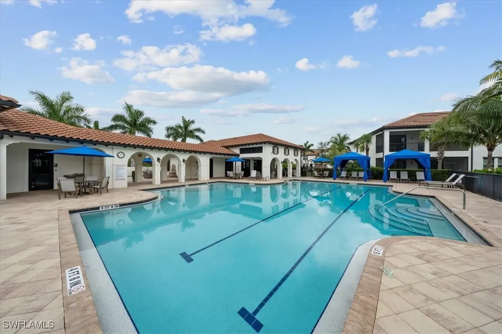 15114 Palmer Lake Circle Naples FL 34109