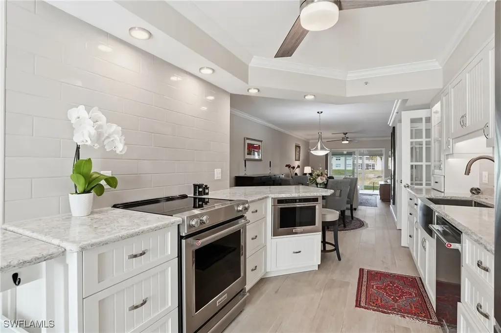 4945 Cougar Court S Naples FL 34109