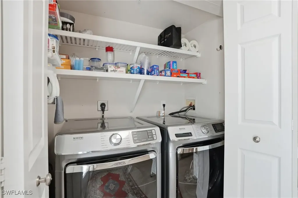 4945 Cougar Court S Naples FL 34109