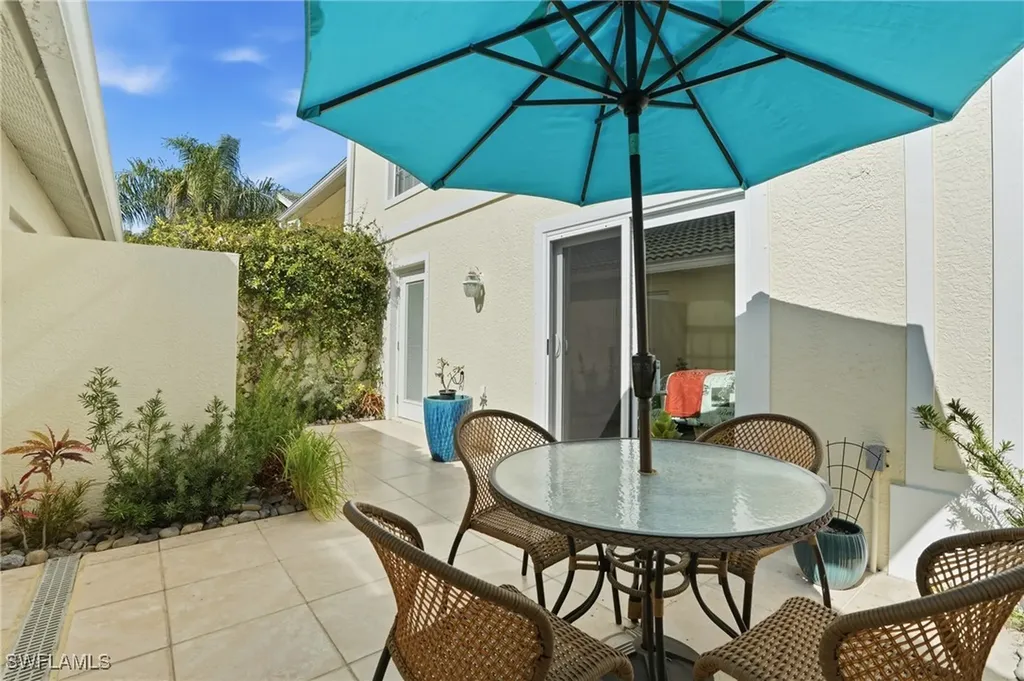 4945 Cougar Court S Naples FL 34109