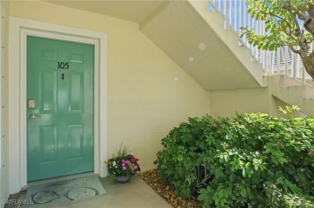 4945 Cougar Court S Naples FL 34109