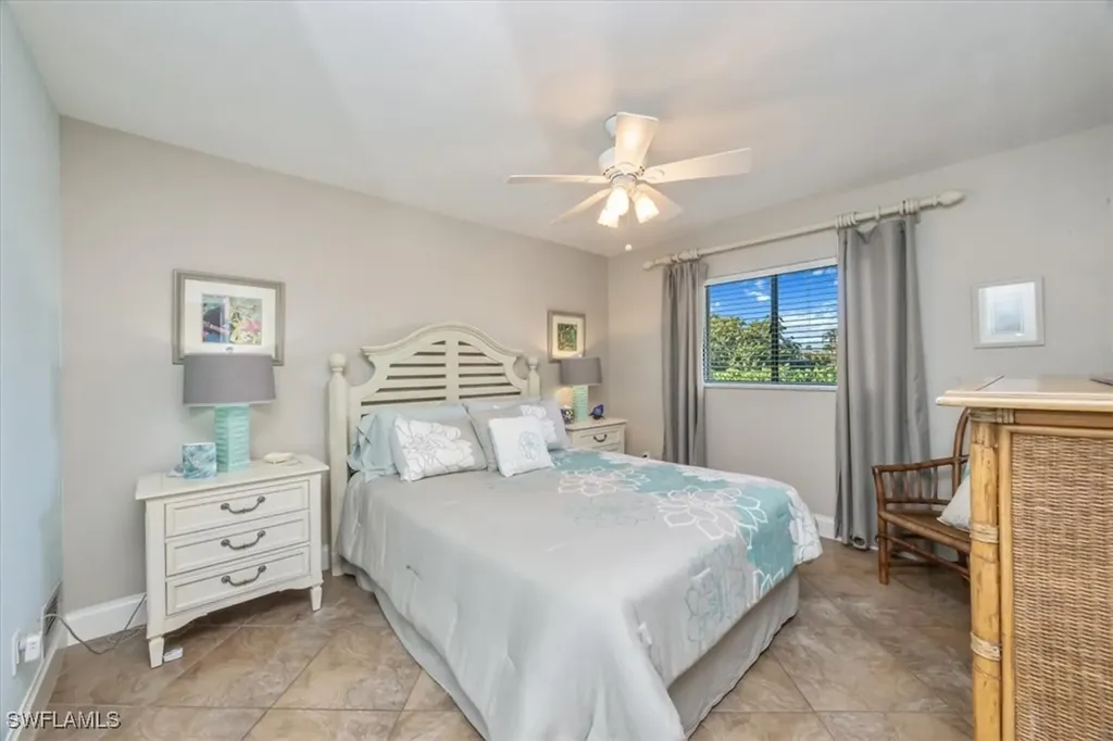 507 99th Avenue N Naples FL 34108