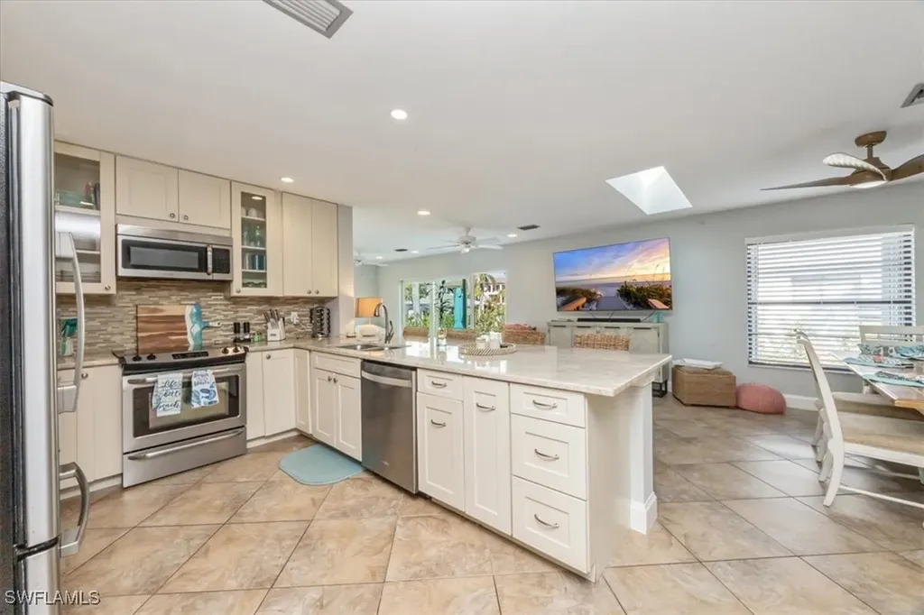 507 99th Avenue N Naples FL 34108