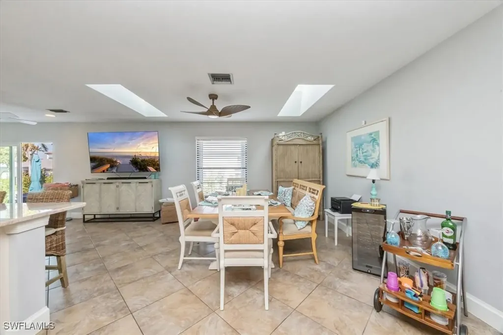 507 99th Avenue N Naples FL 34108