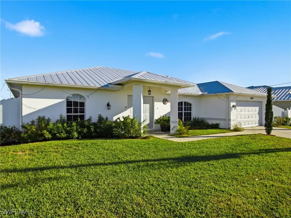 2833 NW 4th Avenue Cape Coral FL 33993