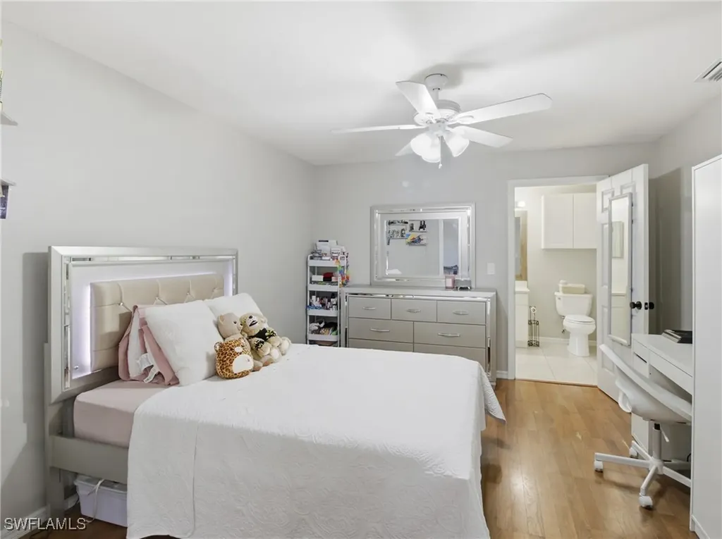 2833 NW 4th Avenue Cape Coral FL 33993