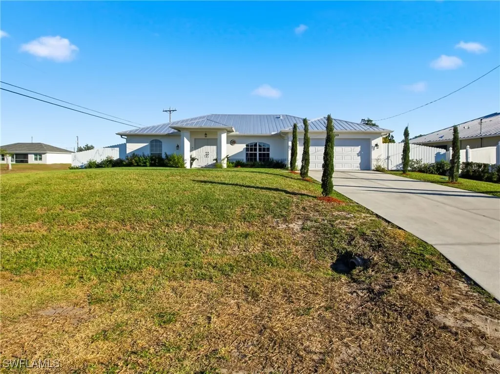 2833 NW 4th Avenue Cape Coral FL 33993