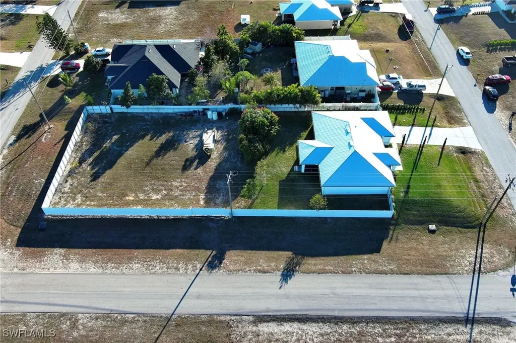 2833 NW 4th Avenue Cape Coral FL 33993