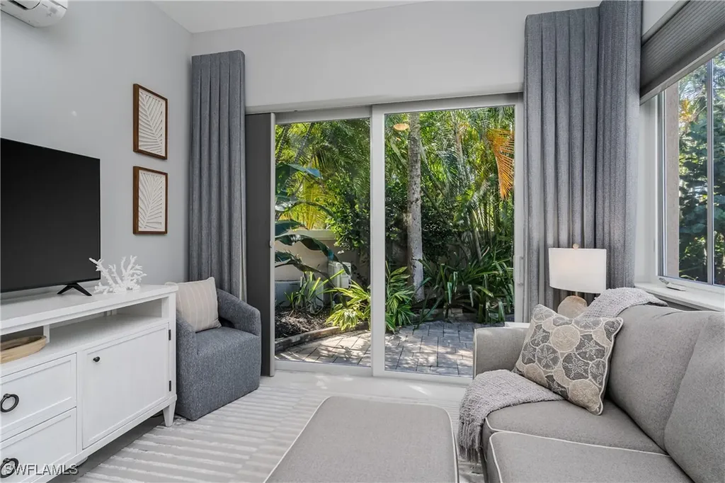 13455 Snook Circle Naples FL 34114