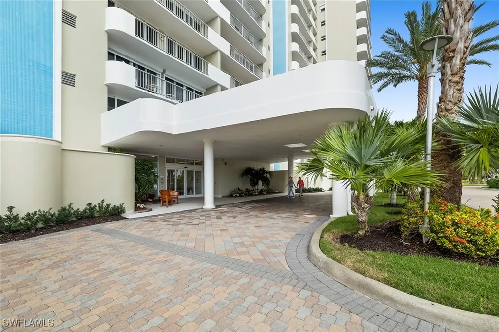 140 Seaview Court Marco Island FL 34145