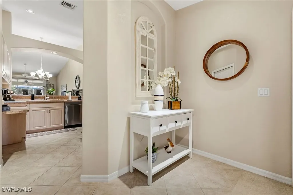 6242 Mandalay Circle Naples FL 34112