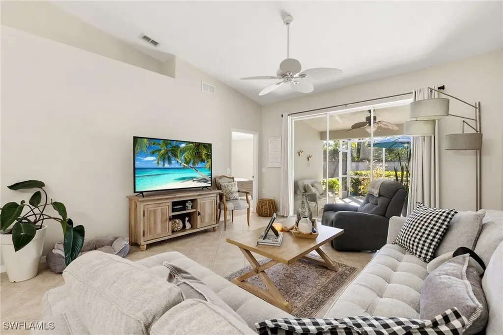 6242 Mandalay Circle Naples FL 34112