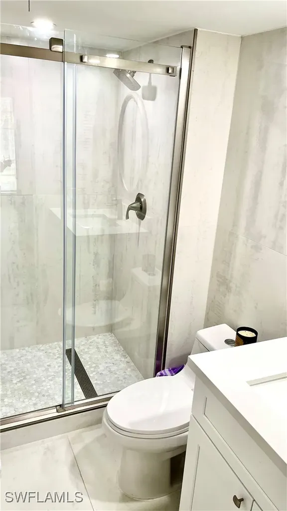 53 High Point Circle W Naples FL 34103