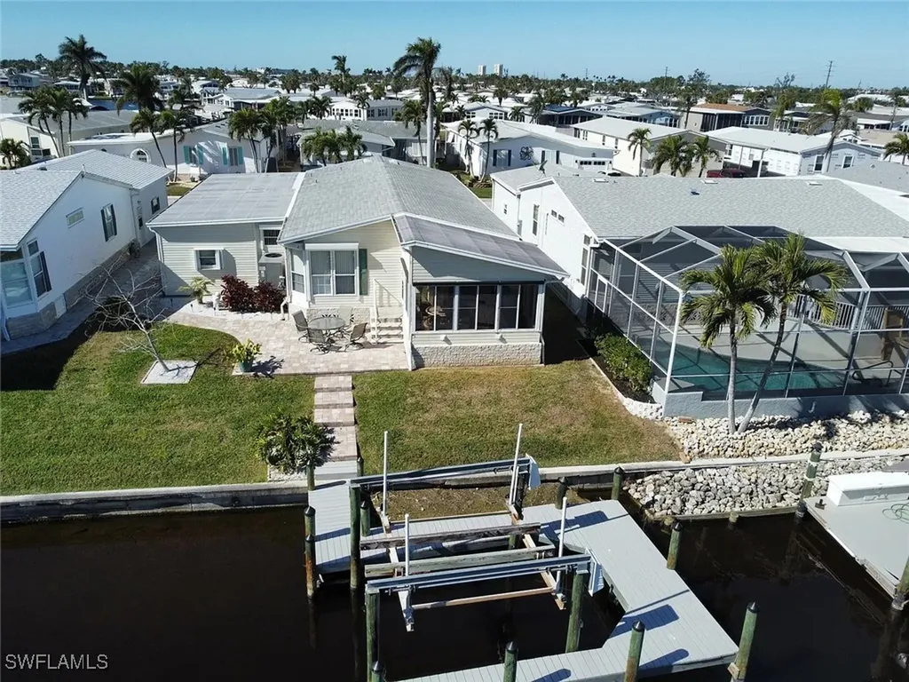 17611 Canal Cove Court Fort Myers Beach FL 33931