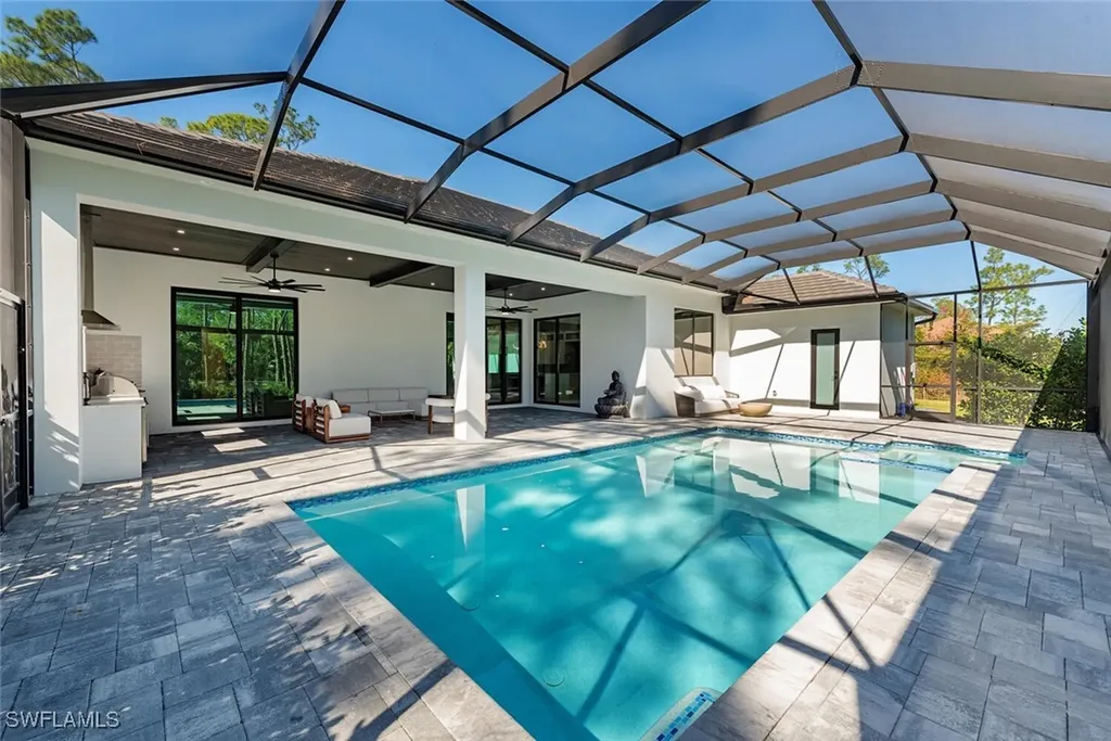 662 9th Street SW Naples FL 34117