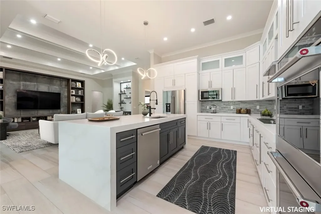 662 9th Street SW Naples FL 34117