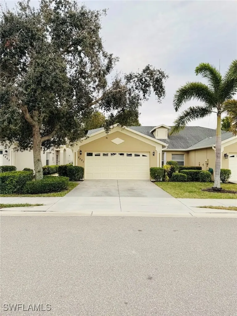 8467 Ibis Cove Circle Naples FL 34119