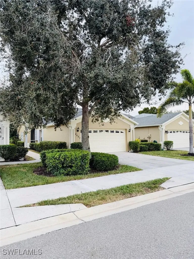8467 Ibis Cove Circle Naples FL 34119